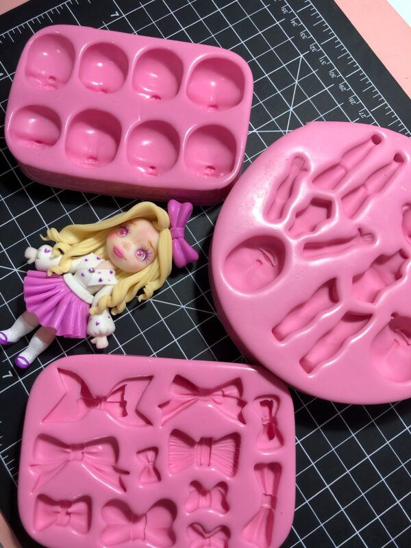 #032 Molde para pasta flexible caras - Imagen 2